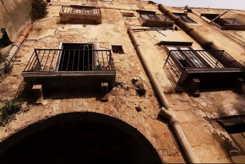 TRAPANI - CENTRO STORICO!  UNICO!!! - palazzo_staiti-03_P.jpg